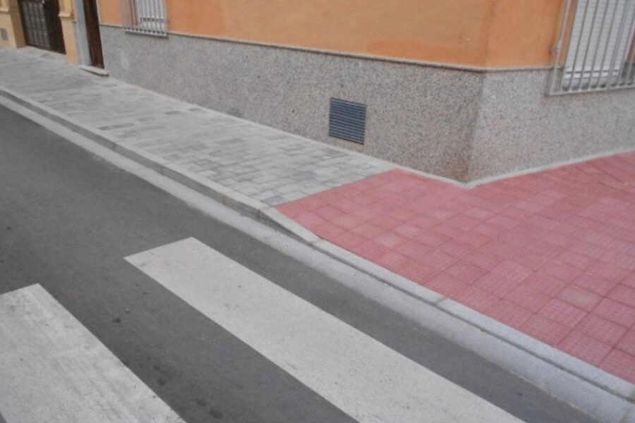 Adoquines en obra pública | Cleannox Albacete y Madrid