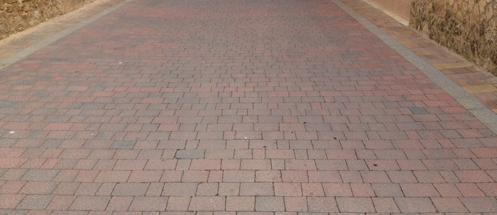 Compactación de adoquines de hormigón