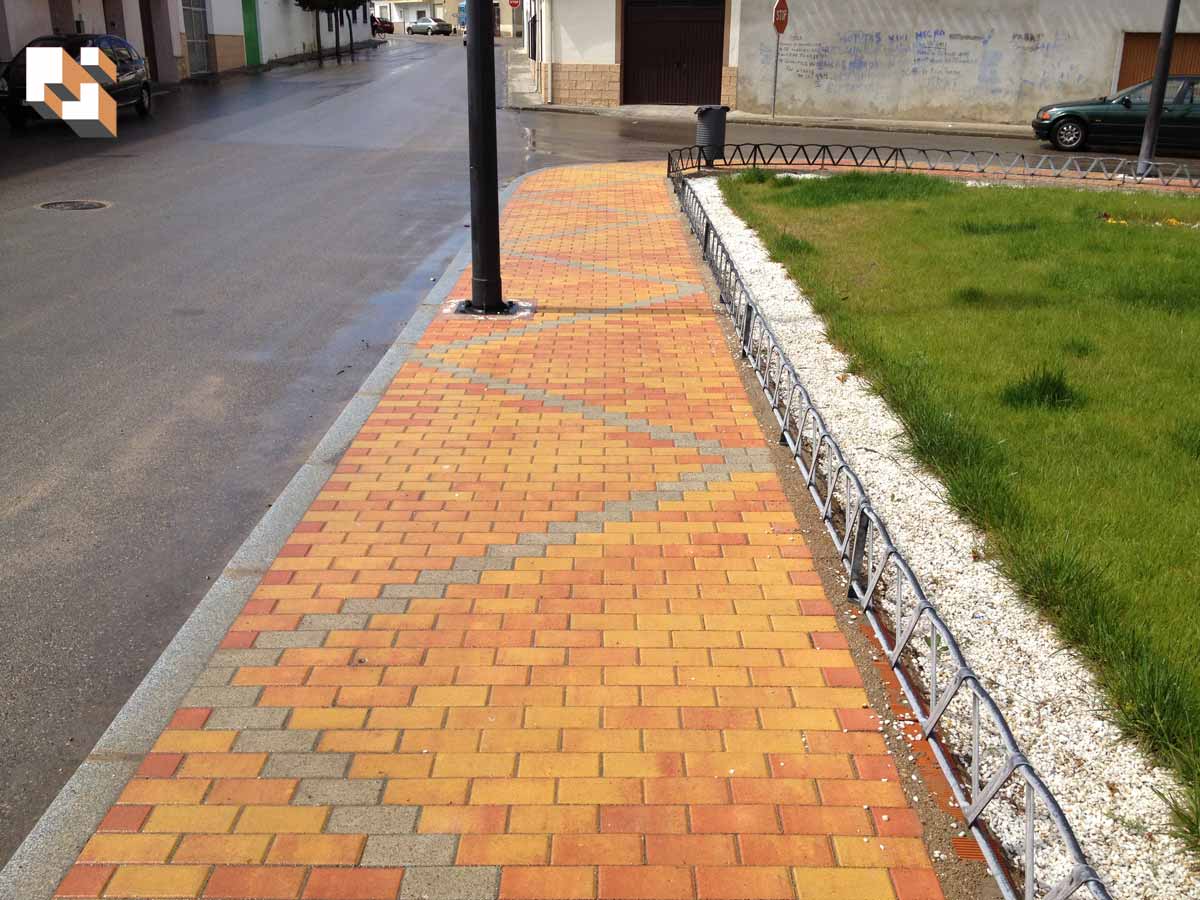 Ideas para colocar adoquines en jardines | Cleannox