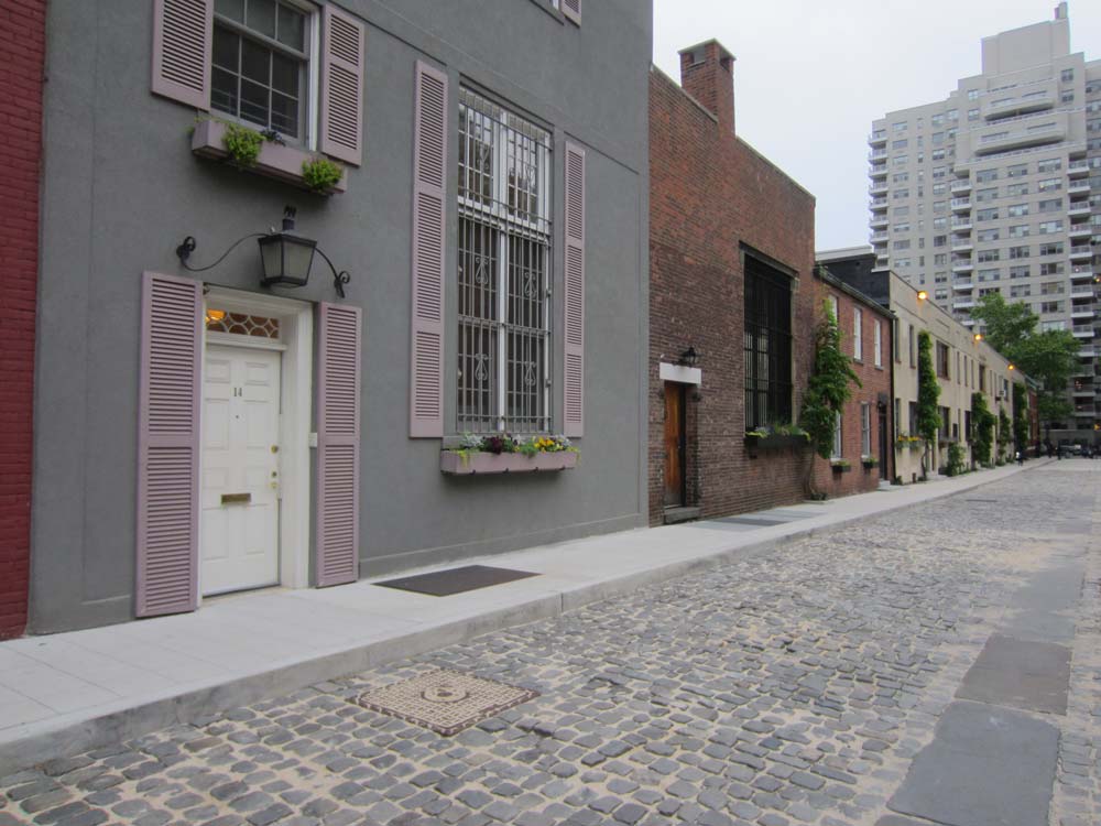 Historia de los Adoquines: washington mews | Cleannox