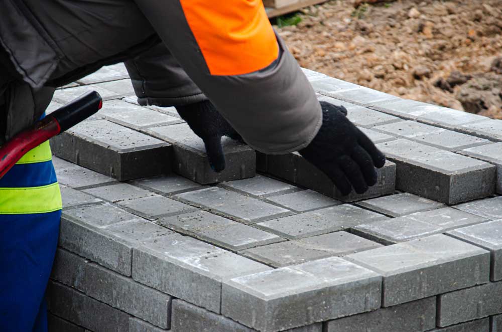 Vibrocompresión de adoquines de hormigón