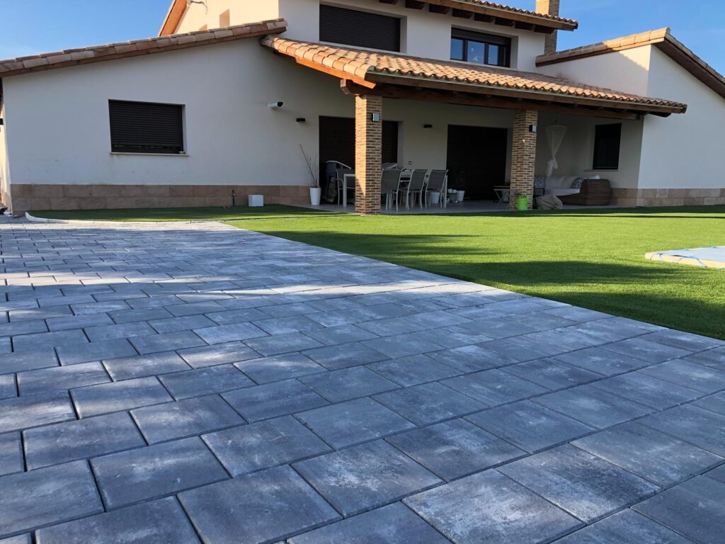 Camporrobles 9 Adoquín Cuadrado - Adoquines ecológicos